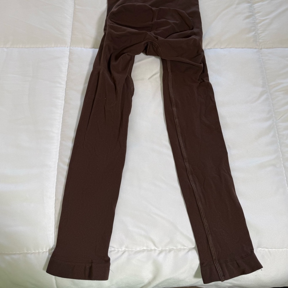 Skims leggings